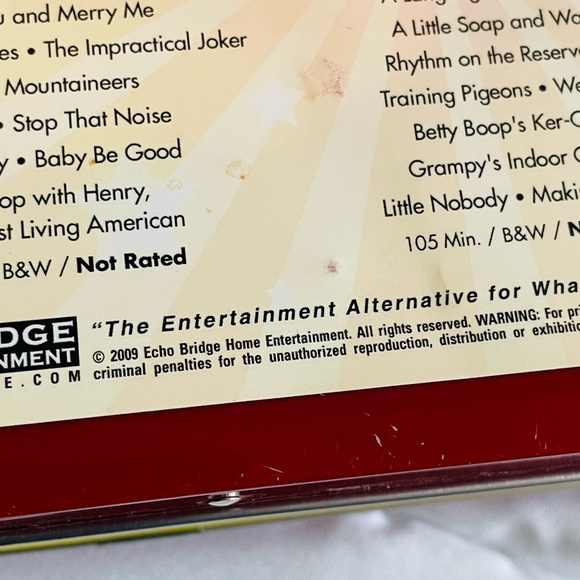 New Mint Condition Betty Boop Dvd Tin Set (1 disc missing) - Picture 5 of 12